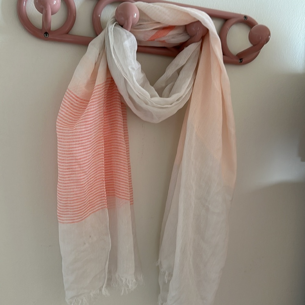 Tommy Bahama linen scarf
